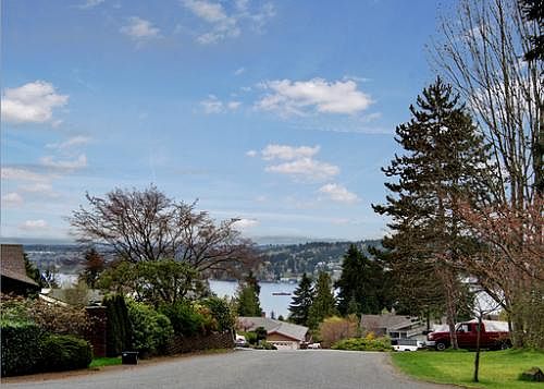 2nd image of 15823 35th Ave NE
