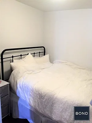 Rented by Bond New York | media 26