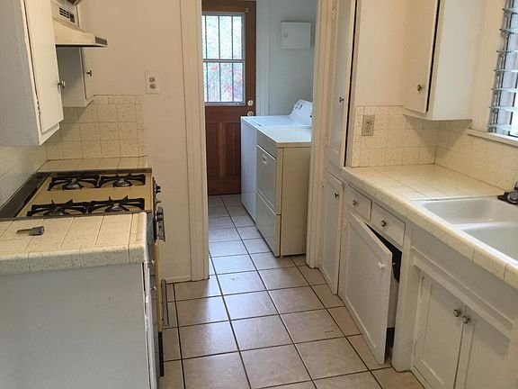 3rd image of 6045 Graciosa Dr