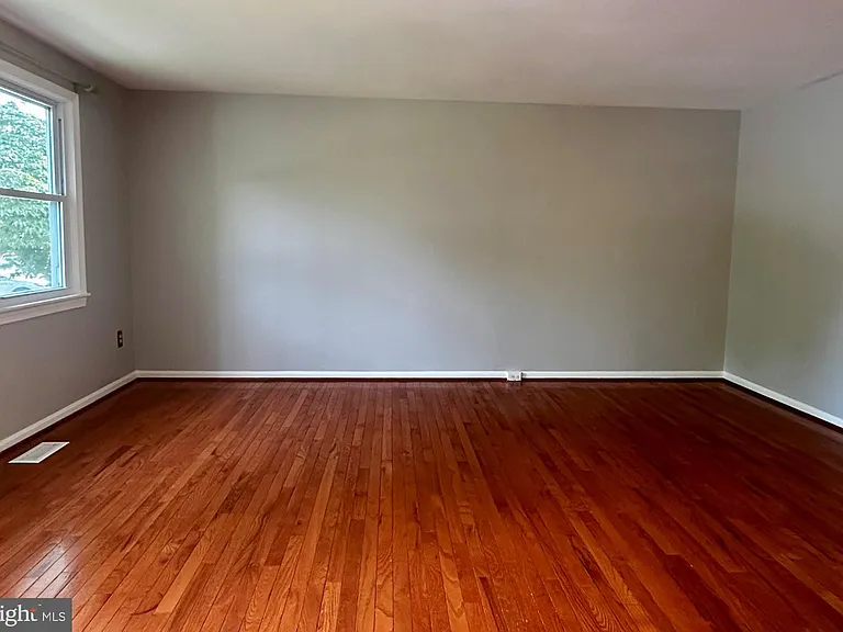 6504 Brookleigh Way — Photo 5