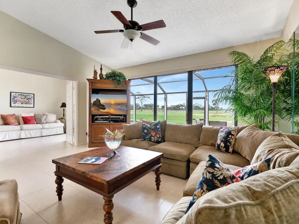 479 Prestwick Cir, Palm Beach Gardens, FL 33418