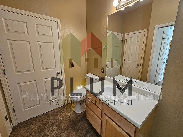 5104 Village View Way #7 — Photo 15