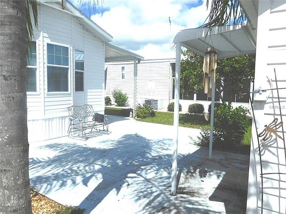 4th image of 356 Pansy St