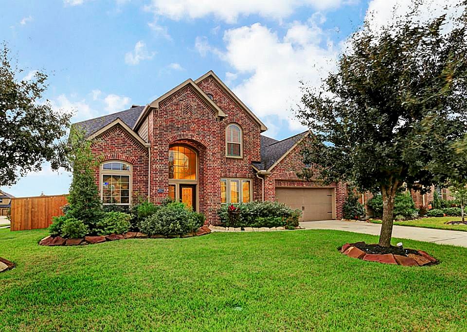 1st image of 28903 Hollycrest Dr