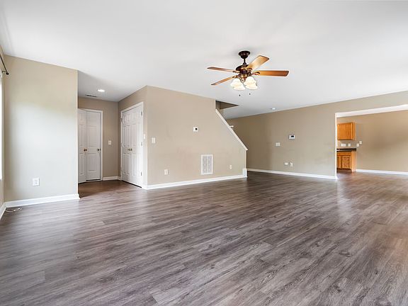 4th image of 3400 Rocket Ct
