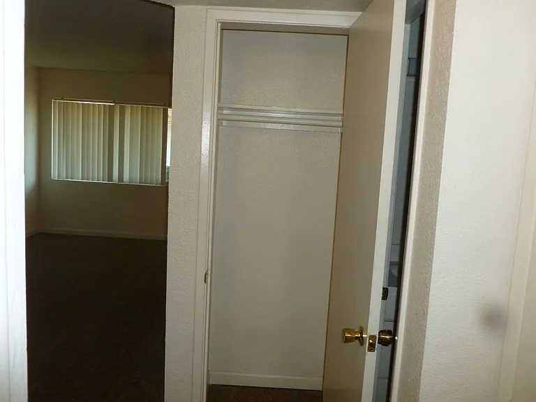 224 W Dakota Ave #B — Photo 19