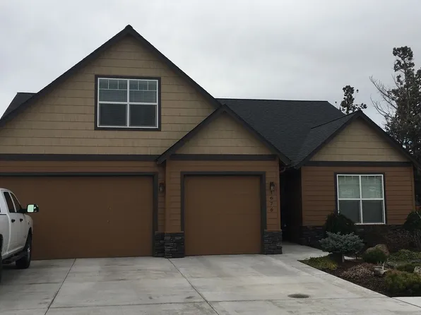 1676 NW Upas Place, Redmond, OR 97756