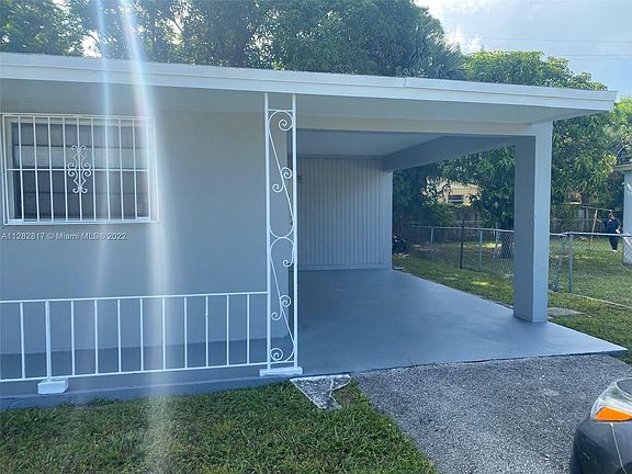 3rd image of 1041 NW 25th Ave #1