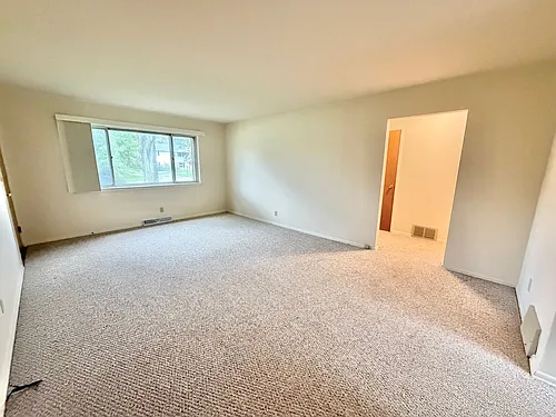 Floor plan 15305-2