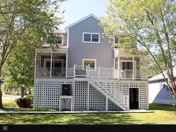 5th image of 418 Gibson Ave