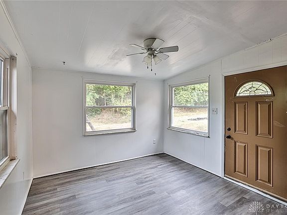 3rd image of 117 Bunker Hill Ct