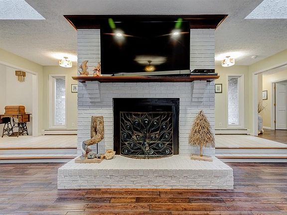 3rd image of 3119 Knob Ct