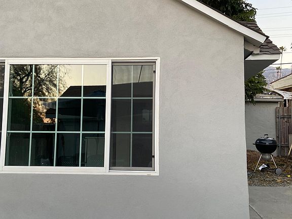 4th image of 2037 1/2 El Molino Ave