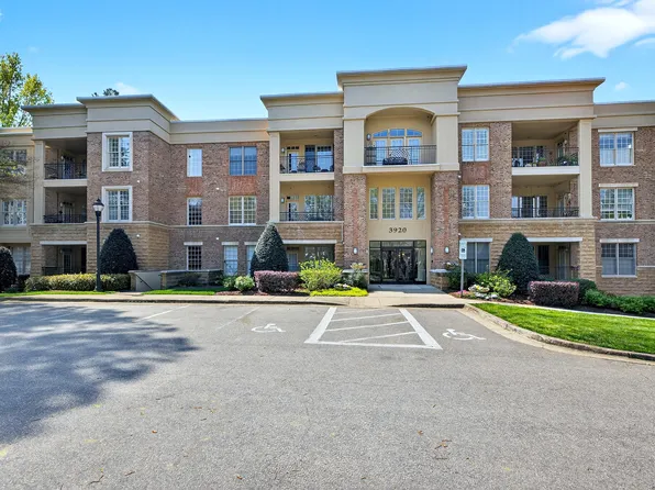 3920 Essex Garden Ln APT 202, Raleigh, NC 27612