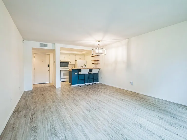 10699 San Diego Mission Rd #205 — Photo 11