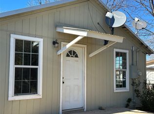 206 S 3rd St, Bangs, TX 76823