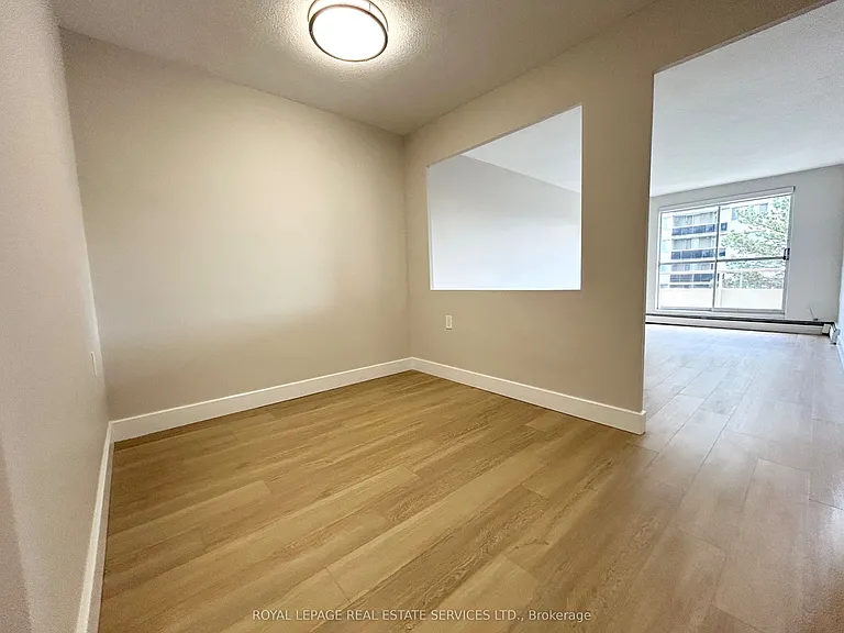 101 Millside Dr #408 — Photo 9