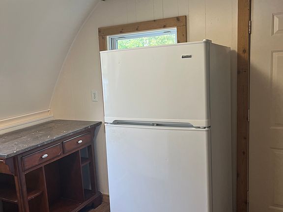 3rd image of 4117 Silver Ct #Na