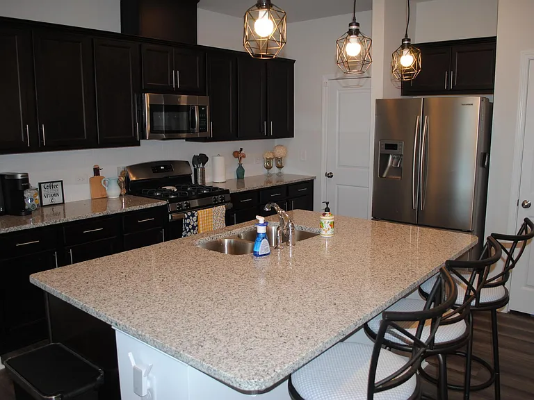 5045 Tura St — Photo 35