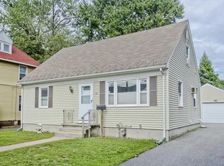 28 Silver St, Springfield, MA 01107