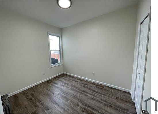 4th image of 413 21st Ave #1