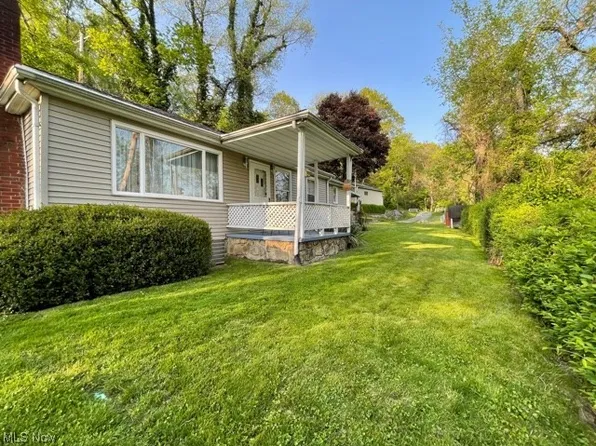 2235 Campground Rd, Wellsville, OH 43968
