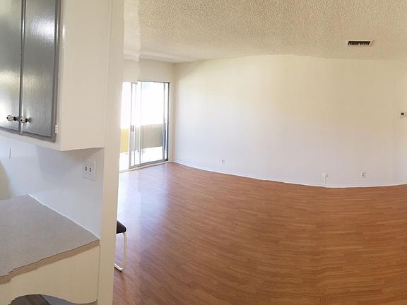 3rd image of 1434 N Fuller Ave APT 7