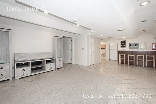 15730 W Locust St — Photo 26