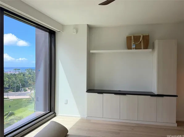 333 Ward Ave #626, Honolulu, HI 96814