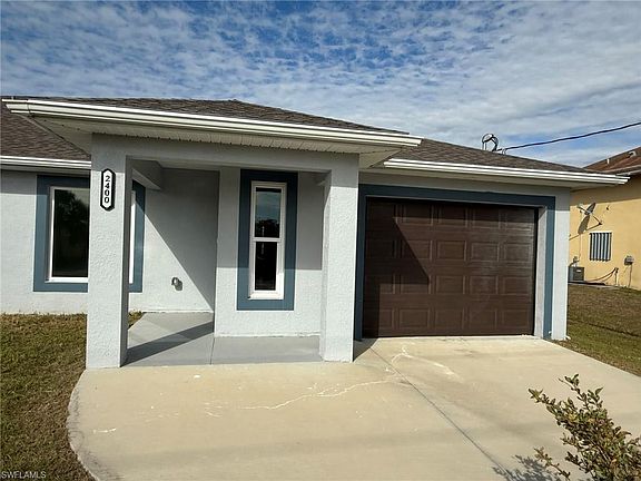 4th image of 2400 Martin Ave #2402