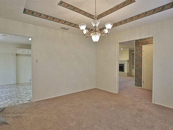 5th image of 4858 Pamela Dr
