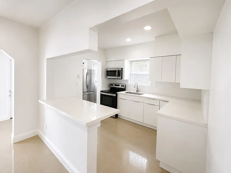6450 W 2nd Ave — Photo 4