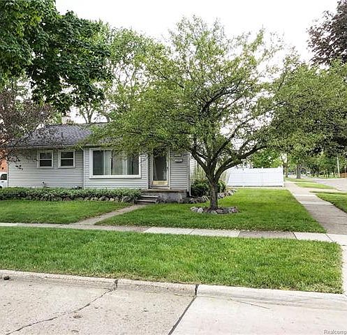 1st image of 1367 N Bywood Ave