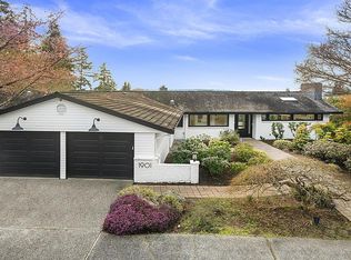 1901 94th Ave NE, Clyde Hill, WA 98004