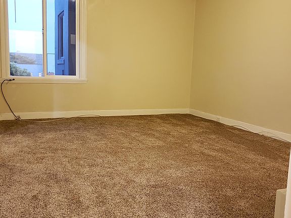 3rd image of 924 Fulton St APT 203