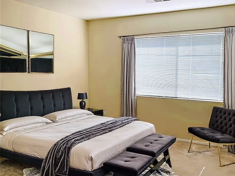 3496 Meridale Dr — Photo 27