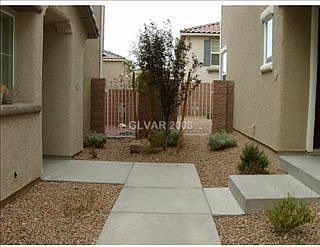 2nd image of 28 Red Oak Canyon St Unit 2