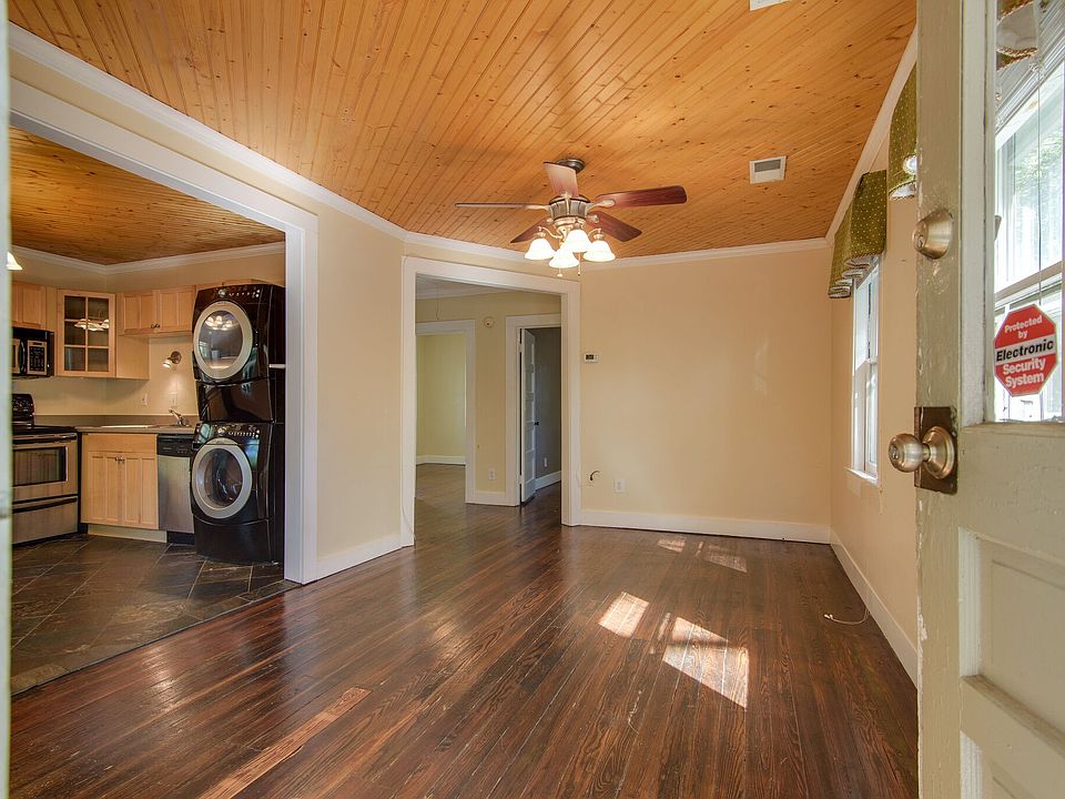 1st image of 456 Bowling Ave