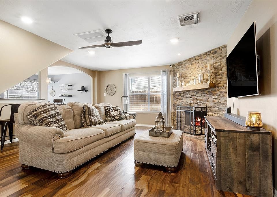 1st image of 25010 Iberis Meadows Dr