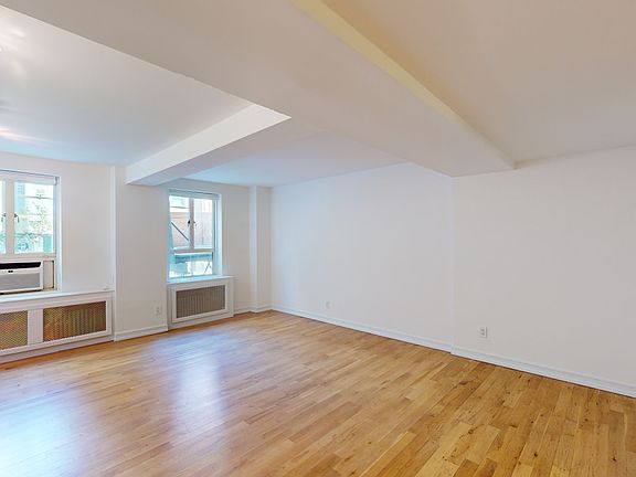 5th image of 752 W End Ave APT 2H