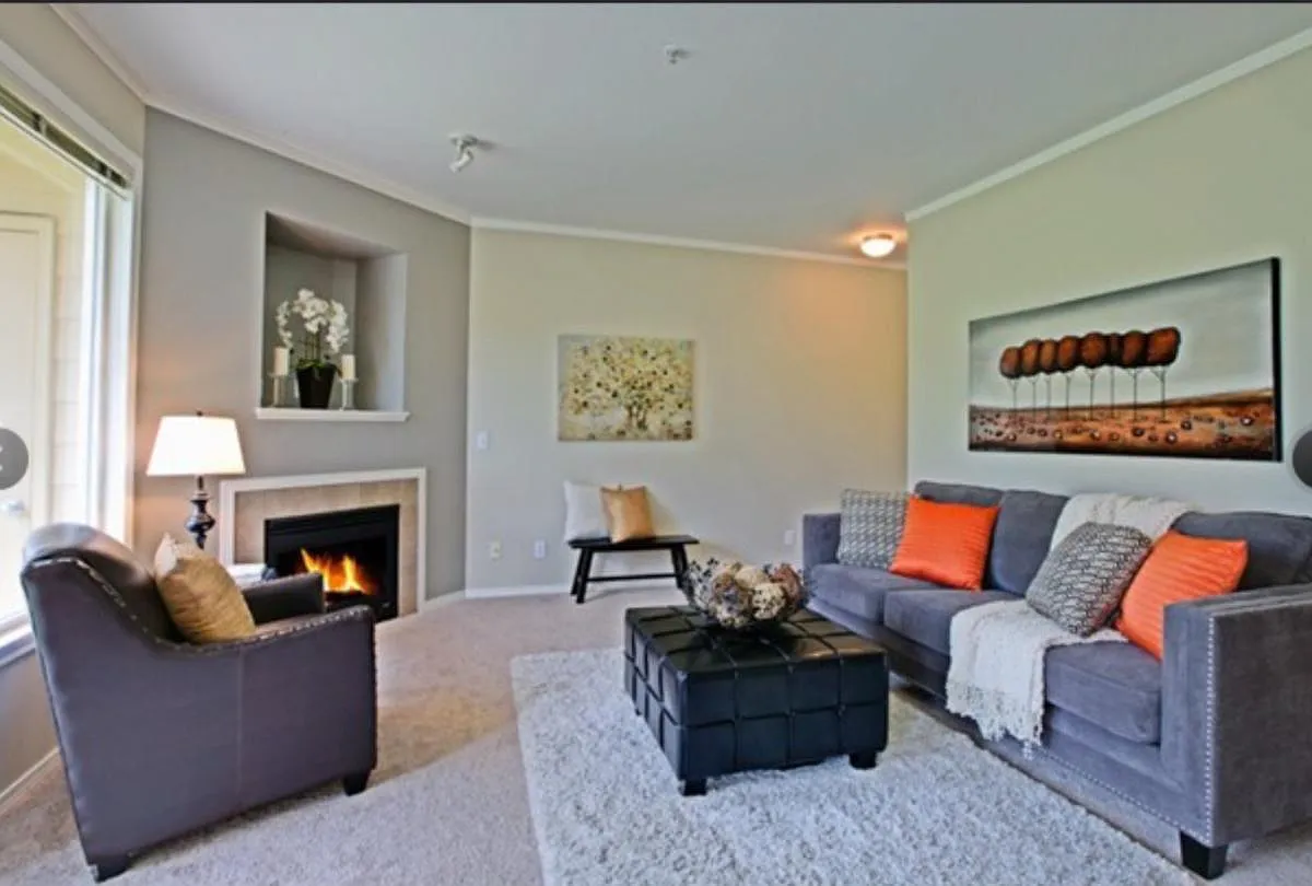 710 240th Way — Photo 2