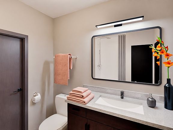 4th image of 531 W Washington Ave #533