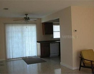 5th image of 661 Slote Dr