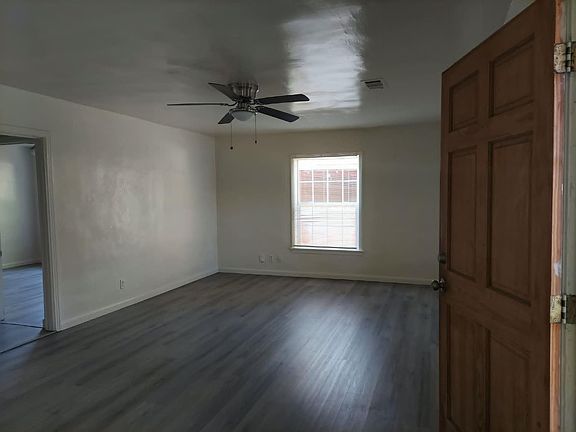 2nd image of 411 Alturas Avenue