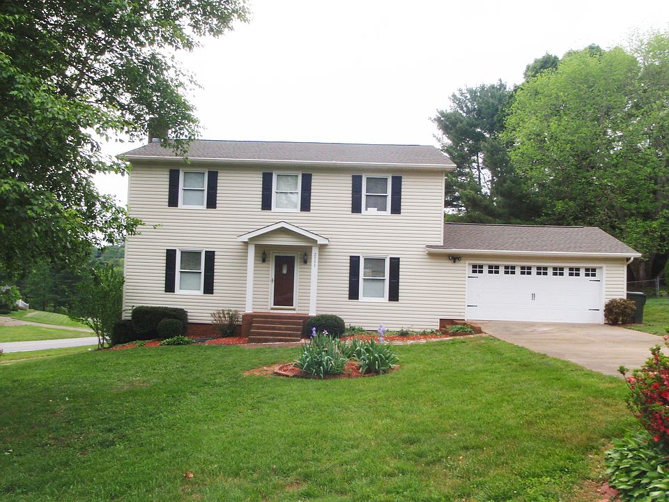 1st image of 3711 9th Street Dr NE