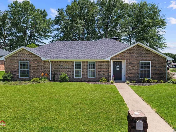 1919 Inglewood St, Henderson, TX 75654