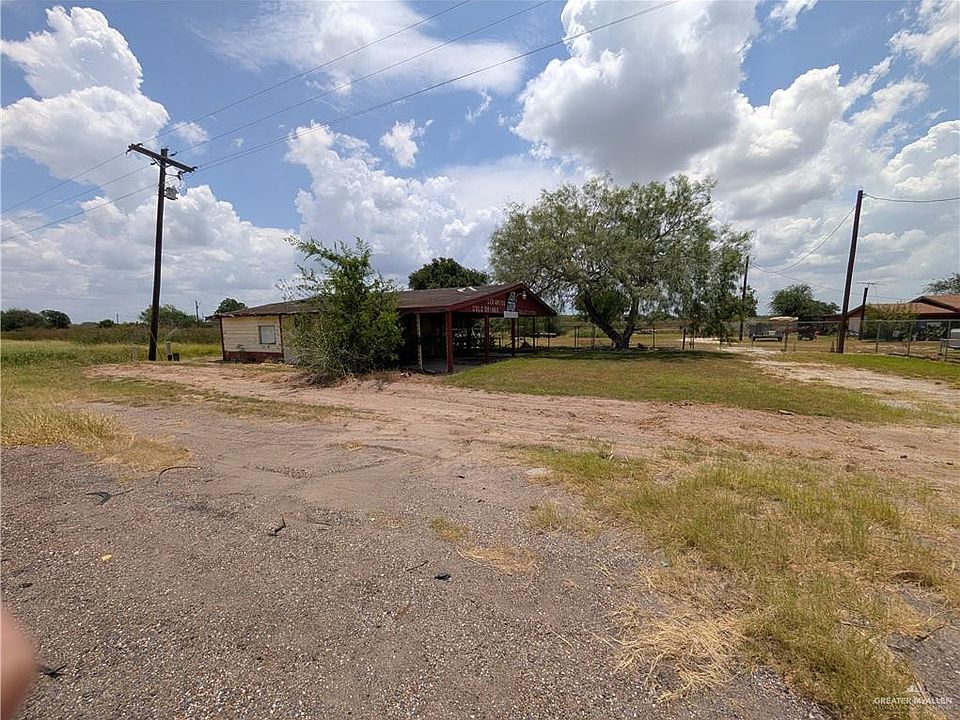 1st image of 37616 N Expwy 281 Hwy