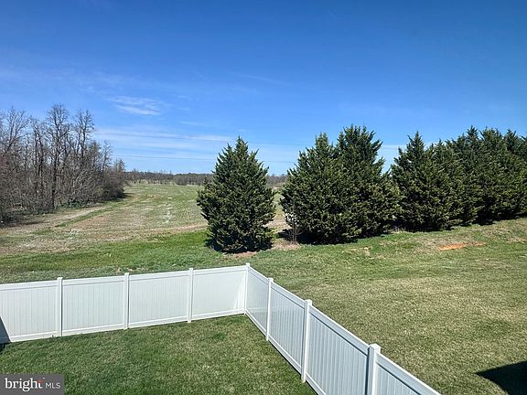 2nd image of 576 Thumper Dr