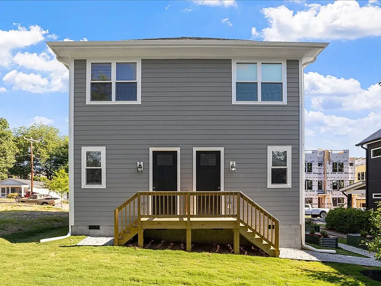 320 Gray Ave #A — Photo 28