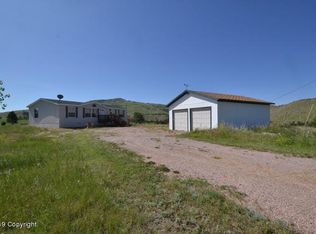 65 Stateview Rd, Newcastle, WY 82701